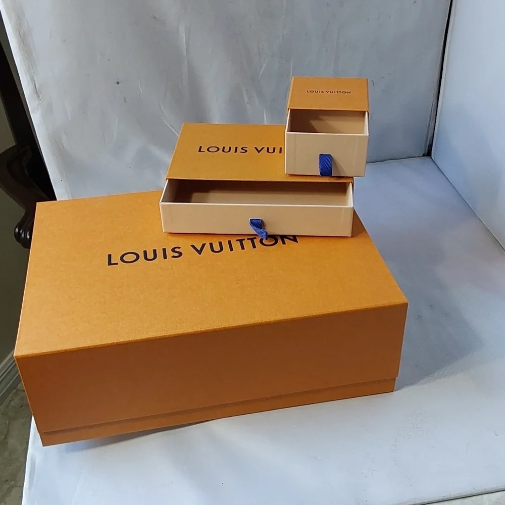 LOUIS VUITTON‎ BOXES & BAGS STORAGE  /ORGANIZER PACKAGE